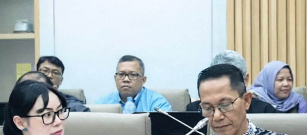 Pimpinan BP Batam dalam sebuah forum resmi di tengah pembahasan arah pembangunan Batam