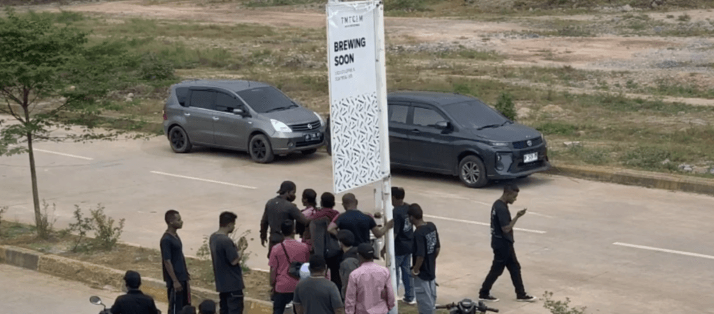 Rekaman kejadian keributan juru parkir di Ocarina yang menjadi dasar Analisa Nus Atasoge mengenai pelanggaran lokasi tugas.